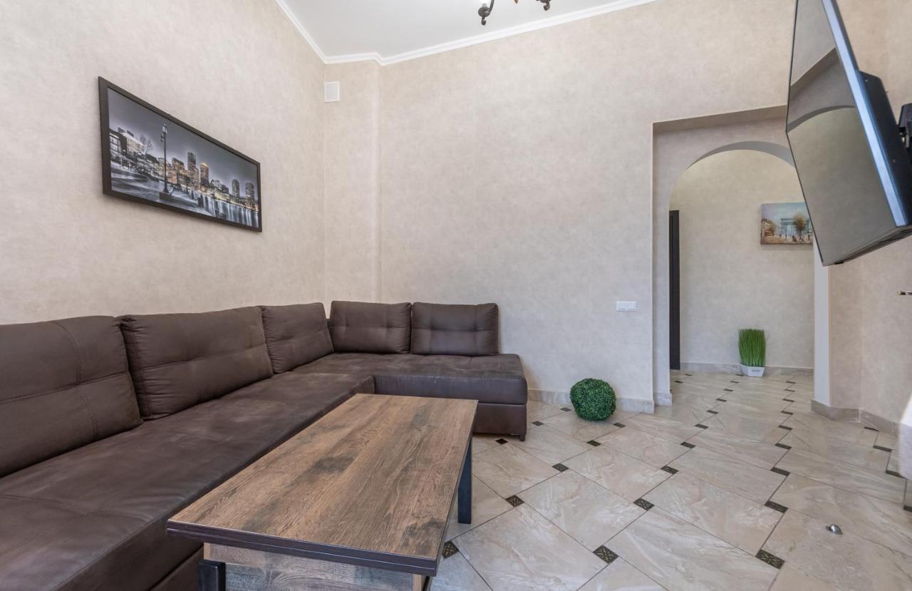 Maidan, Khreschatyk 3Br Kiev Exterior foto